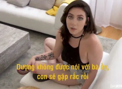 Bố dượng tống tình con gái của vợ Vietsub